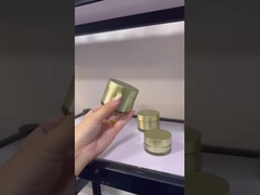 50ml/30ml/15mlの電圧塗装プロセスで黄金のPET厚壁クリームボトルを使用することができます